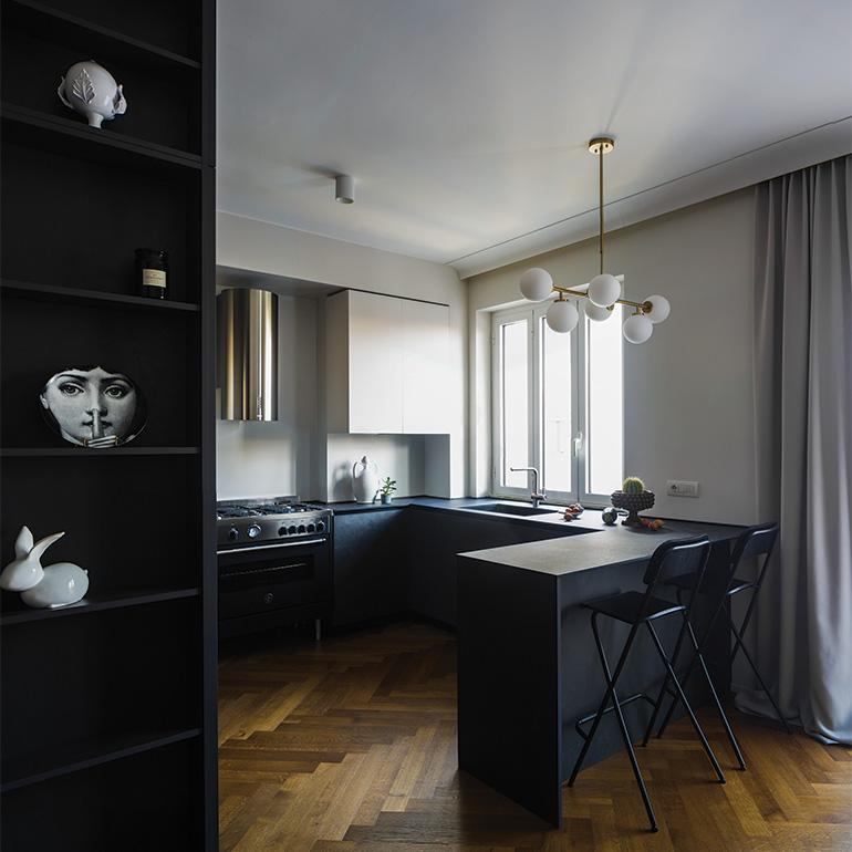 per una coppia internazionale, lo studio di architettura e interior design Archventil ha progettato un appartamento in stile vintage in via Palmanova a Milano. 