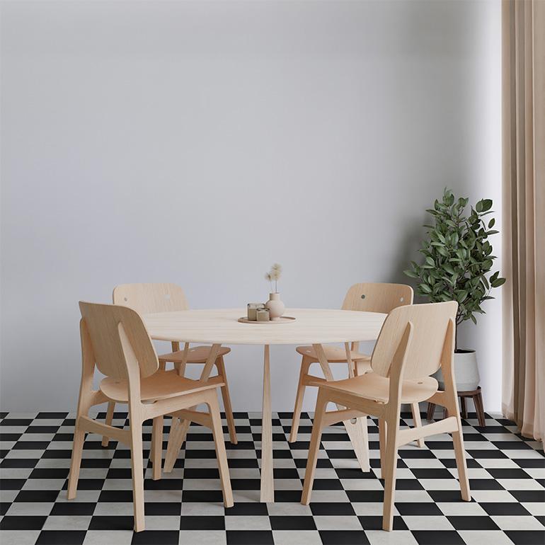 L’iconica collezione Hexa di Terratinta Ceramiche torna con un nuovo formato 15x15 cm che evidenzia il desiderio di scommettere ulteriormente sul quadrato perfetto quale chiave di volta per dare vita a composizioni originali e infinite. 