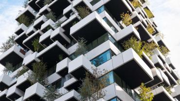 Trudo Vertical Forest, il progetto di Stefano Boeri Architetti per la città di Eindhoven, primo esempio di bosco verticale applicato all’edilizia sociale, 