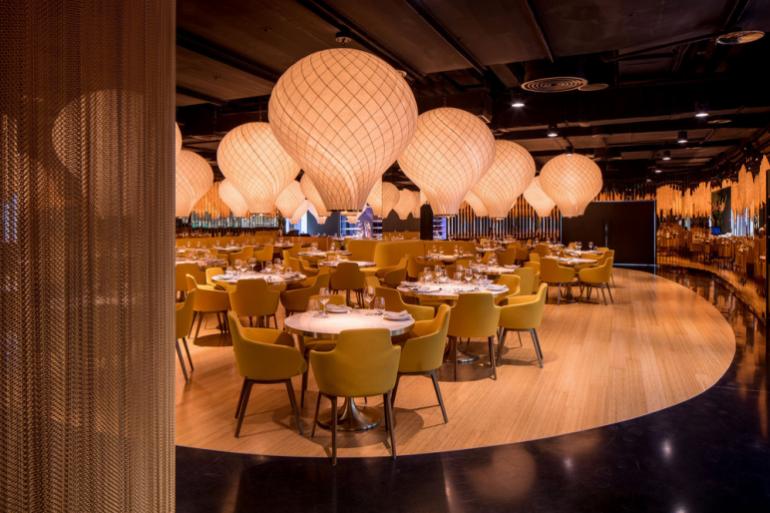 Mercedes me, Beijing by merz merz gmbh &amp;co. kg