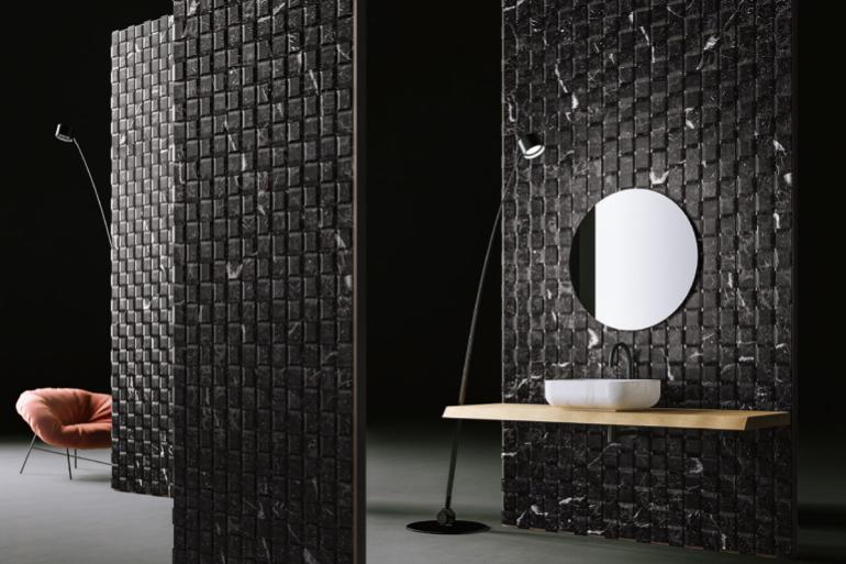 BOWL N&deg;3 &amp; TEXO - Kreoo Bathroom &amp; Coverings Collection - design Enzo Berti: il lavabo Bowl n&deg;3 &egrave; una ciotola realizzata scavando un unico blocco di marmo, appoggiato su una base altrettanto essenziale in legno. Il rivestimento Texo veste lo spazio abbinando un intreccio simile alla trama di un tessuto, alle sinuose venature della materia marmorea.
