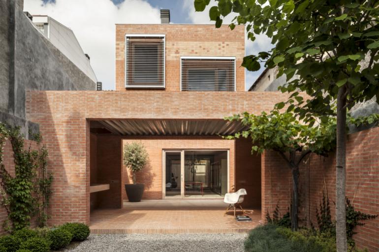 House 1014, Spagna, by HARQUITECTES