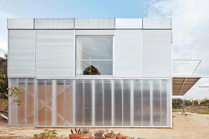 OE House, Fake Industry Architectural Agonism