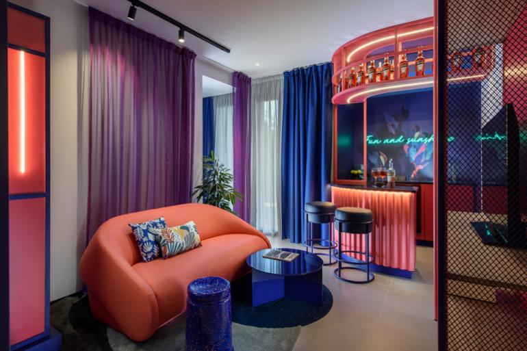 Tropicana Club by Rizoma Architetture