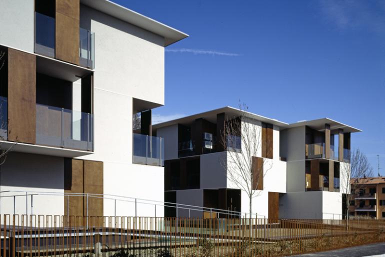 Vincitore Premio Nazionale Italia 2013 Lelli Associati &amp; Architettura, Via Padovani Housing